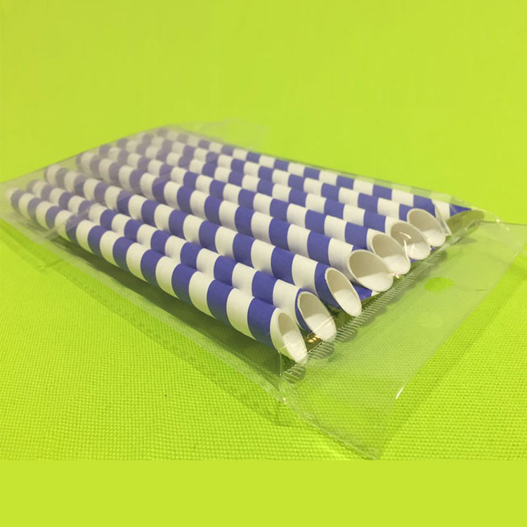 نی کاغذ با برش دهان غوطه ور